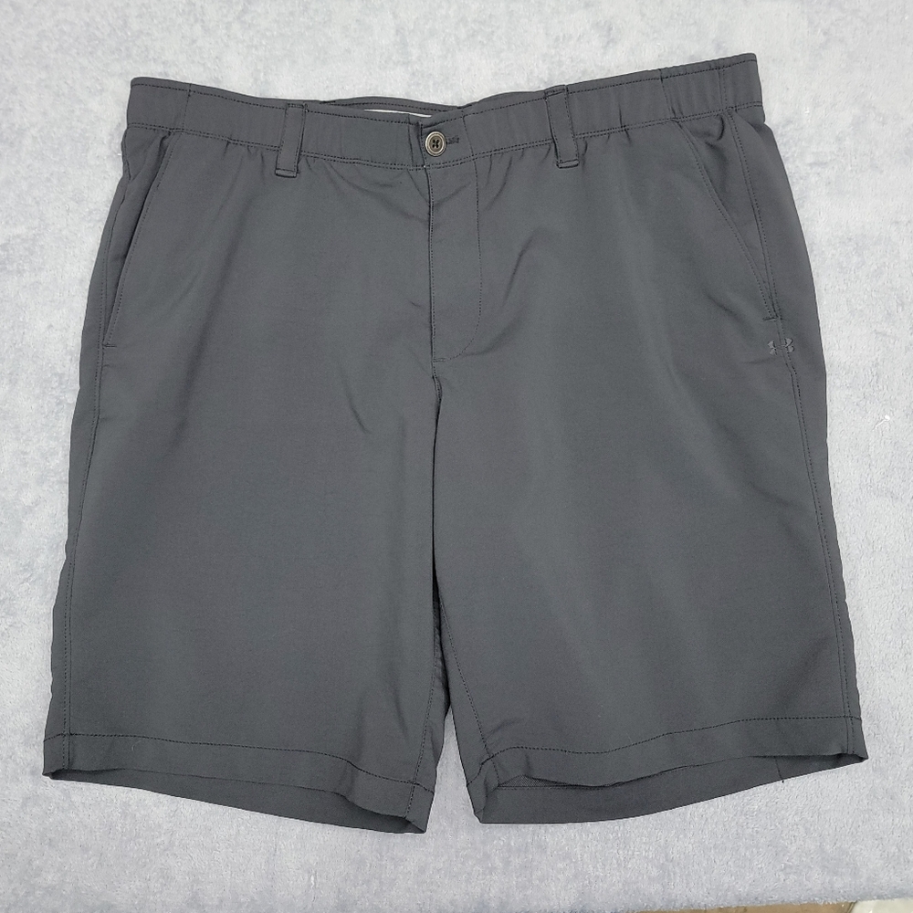 Under Armour men's heat gear shorts